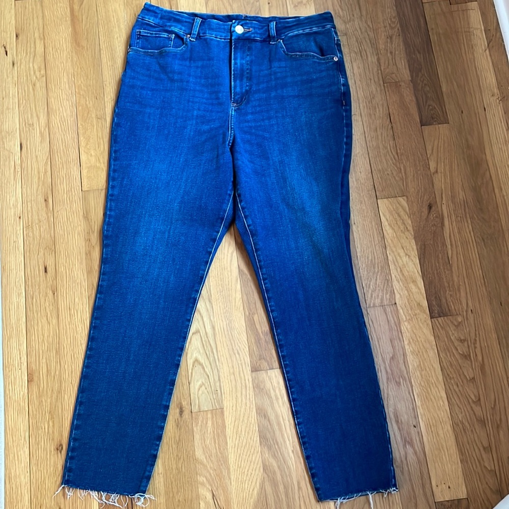 Express L (12, 14, 16) Skinny Super High Rise Ultra Hyper Stretch